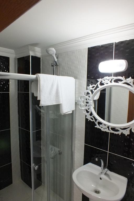 King Butique Hotel Yomra Εξωτερικό φωτογραφία